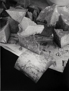 Image description is not available for 1997.049